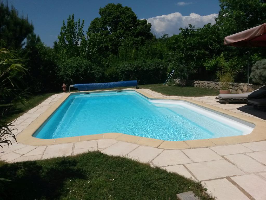 Gite La Paillote モントルー エクステリア 写真